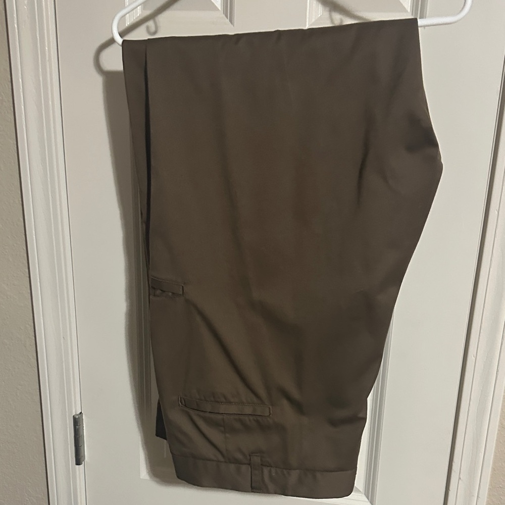 Men's UPS work pants size 46 x 34